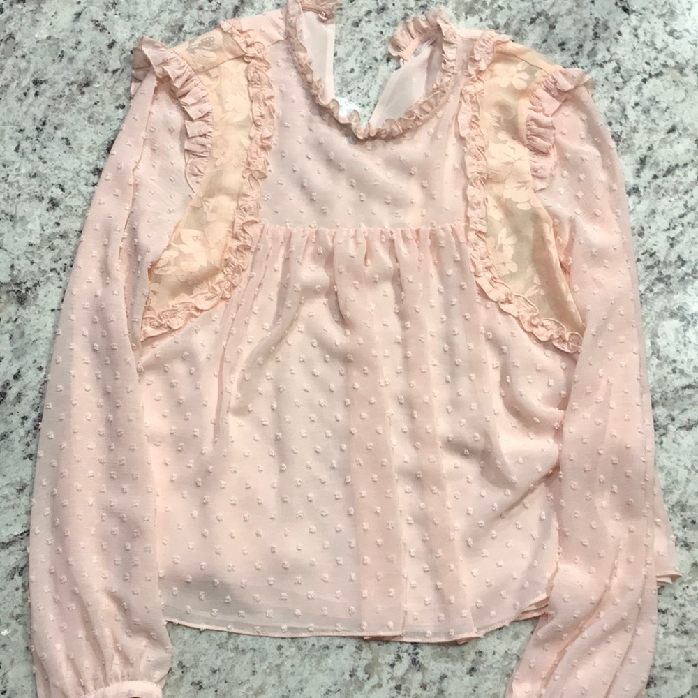 NEW ZARA TOP! Pretty pink blouse